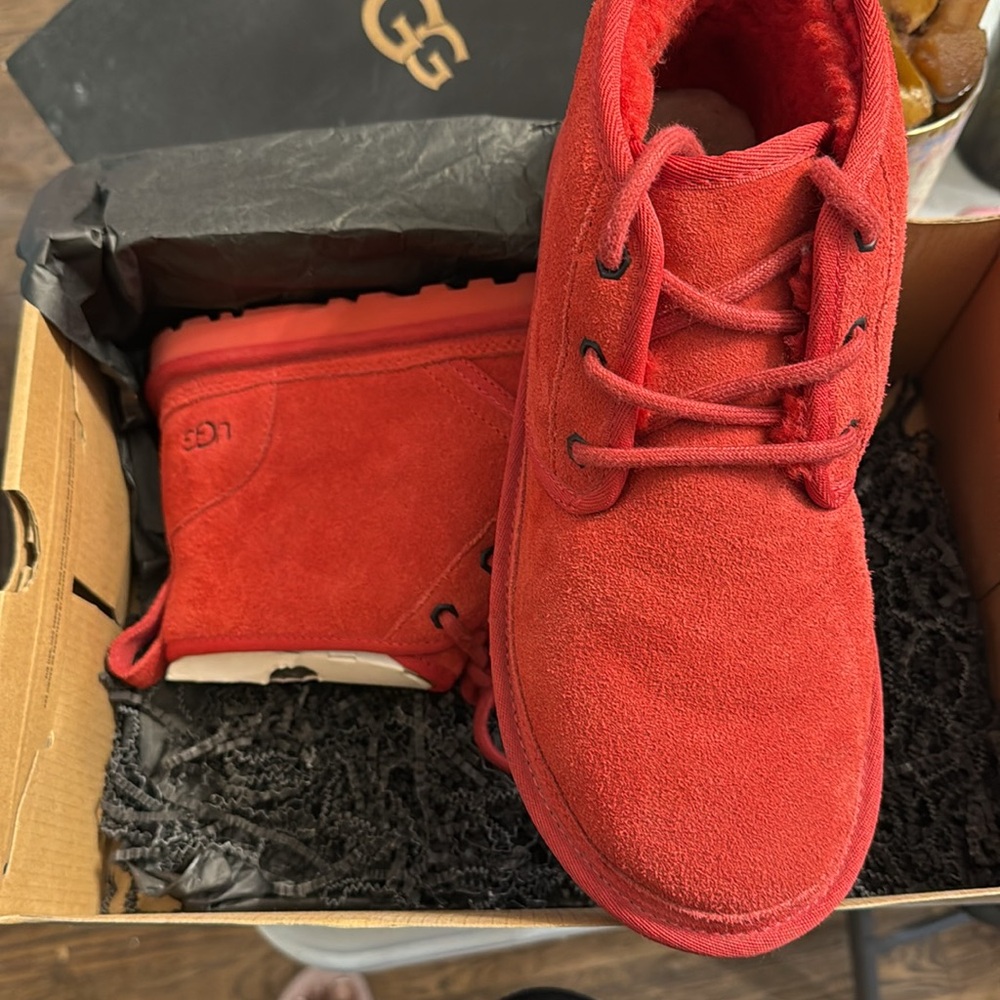 Ugg Neumel Boot Samba Red Size 8 - image 2